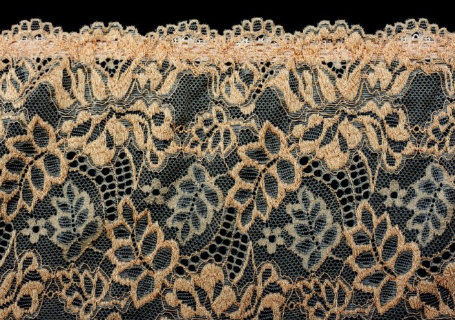 Decorative lace with pattern